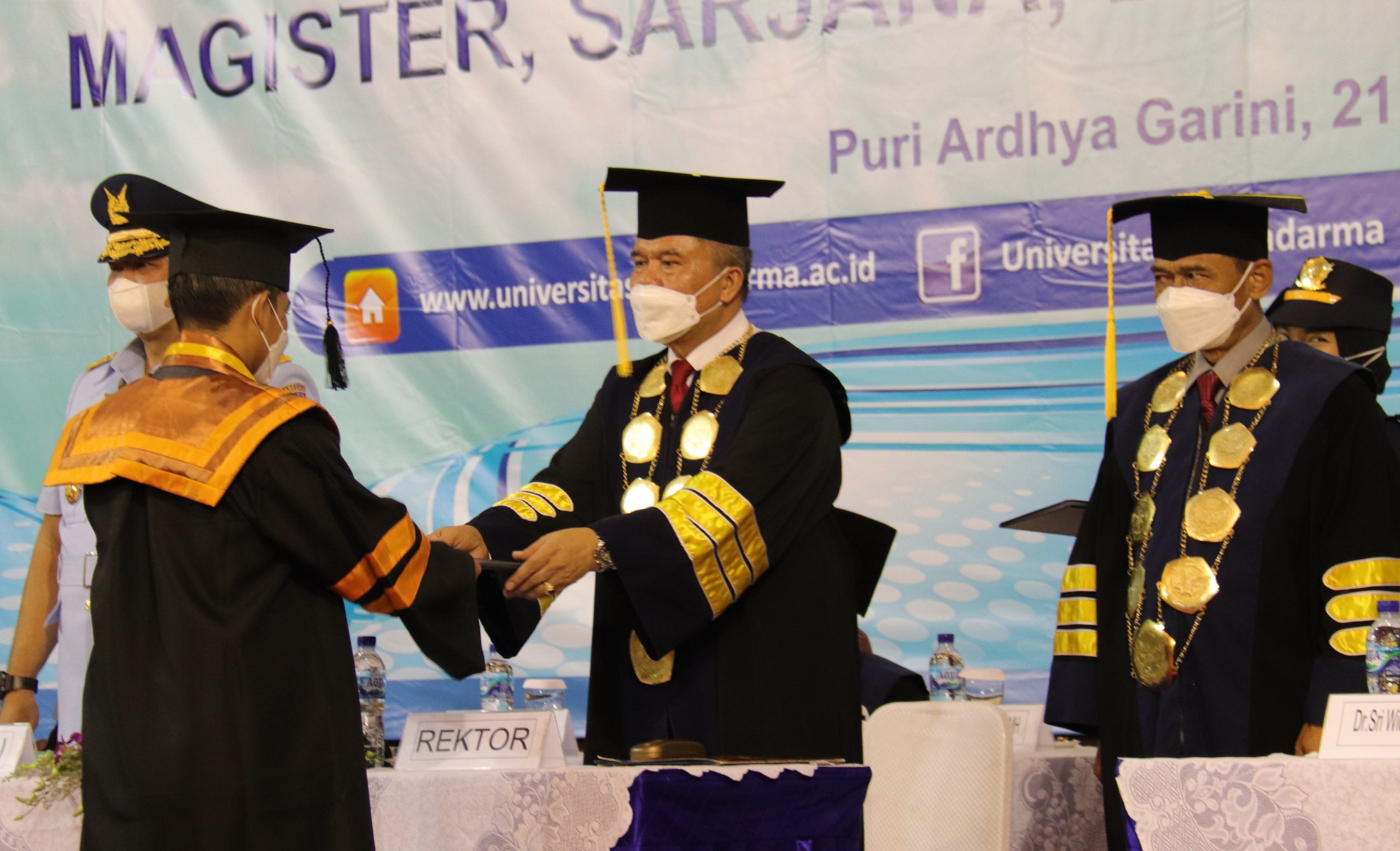 WISUDA PROGRAM MAGISTER, SARJANA DAN DIPLOMA TAHUN AKADEMIK 2021/2022 ...