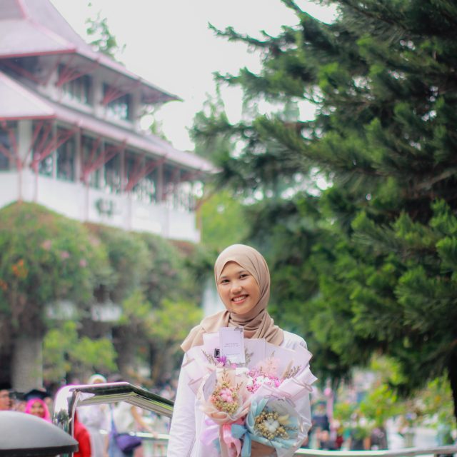 wis udah itb @graphjiap-6690 - Riskha Agustianingsih